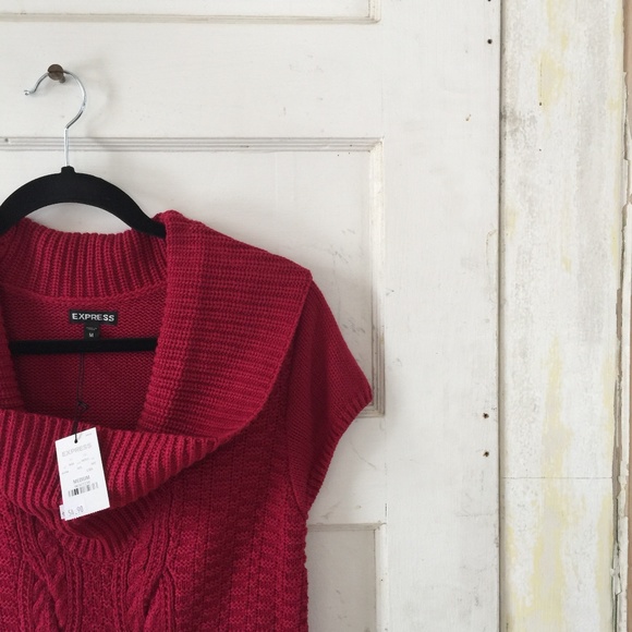 Red Express Short Sleeved Sweater Dress - Picture 6 of 7